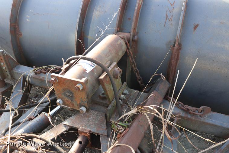 image for item EC9344 Valk RV142X snow plow