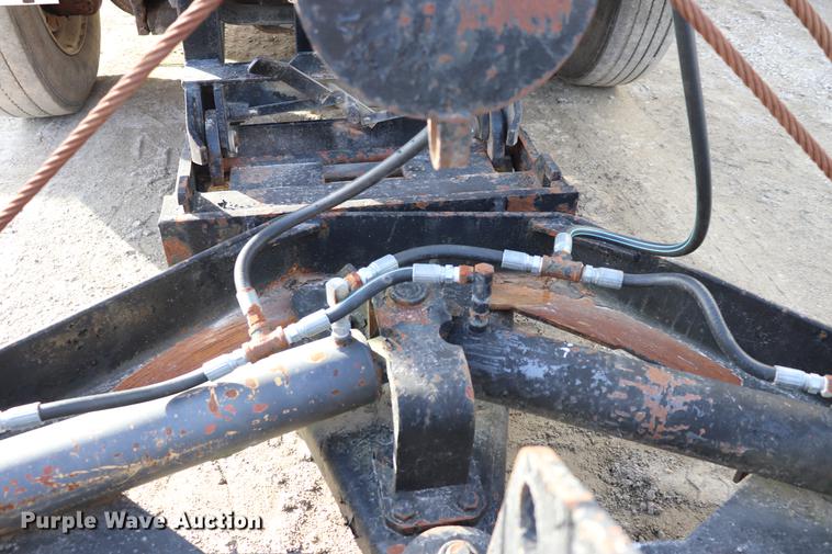 image for item EC9345 1991 International 4900 dump truck