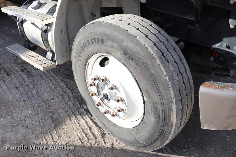 image for item EC9346 2008 Sterling Acterra refuse truck