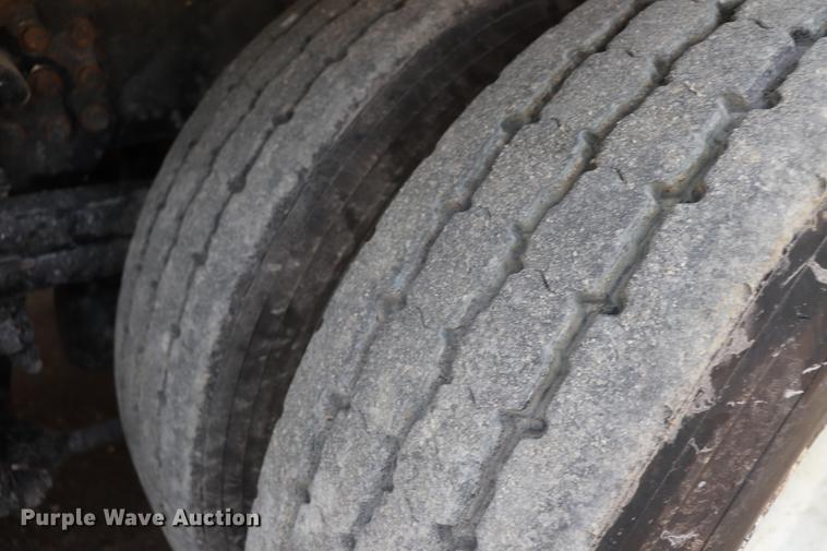 image for item EC9346 2008 Sterling Acterra refuse truck