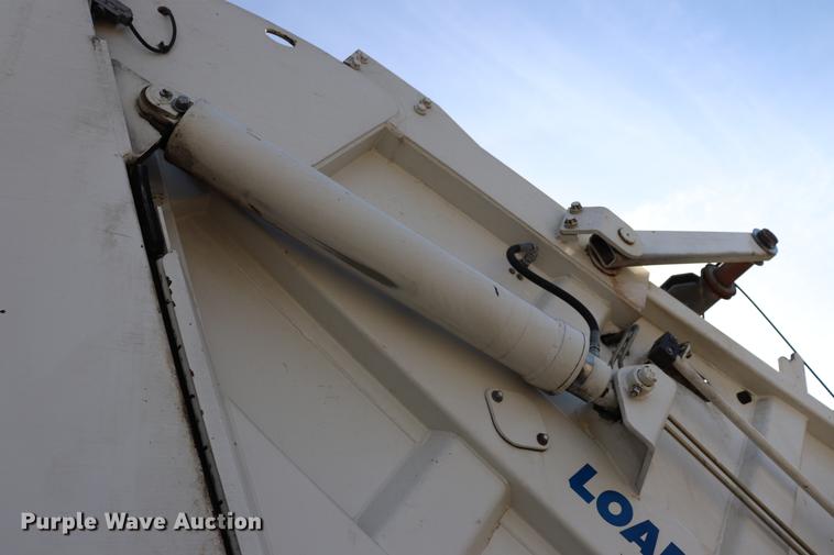 image for item EC9346 2008 Sterling Acterra refuse truck