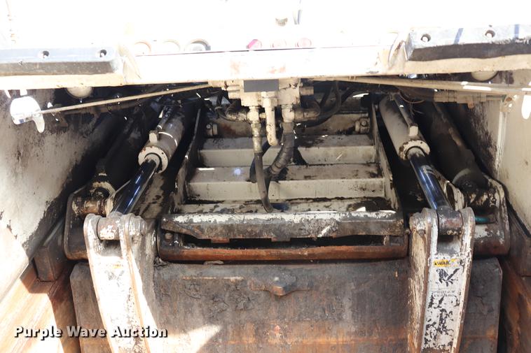 image for item EC9346 2008 Sterling Acterra refuse truck