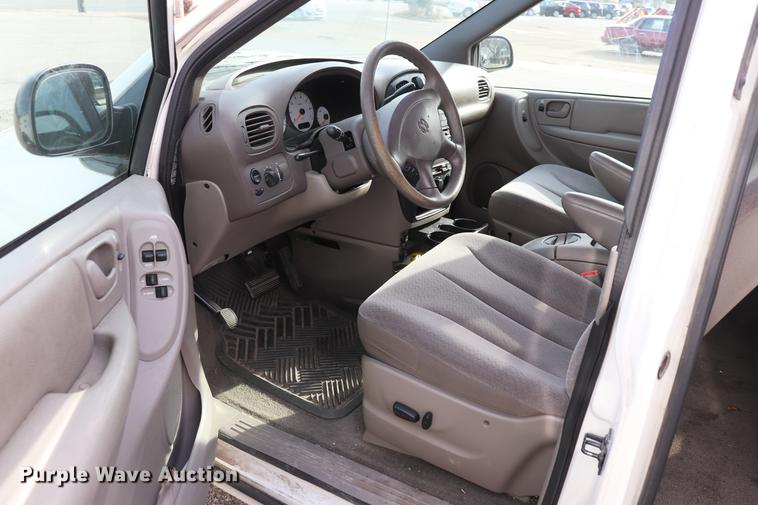 image for item EC9347 2002 Dodge Grand Caravan