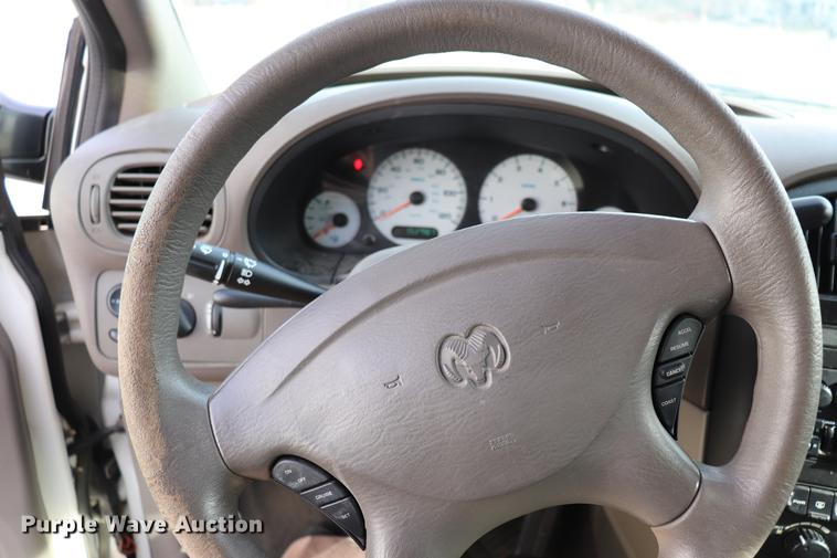 image for item EC9347 2002 Dodge Grand Caravan