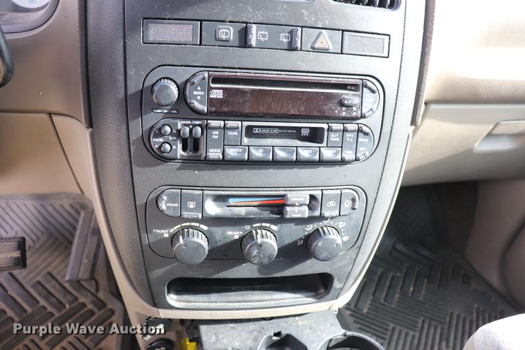 image for item EC9347 2002 Dodge Grand Caravan