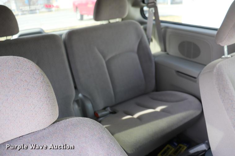 image for item EC9347 2002 Dodge Grand Caravan