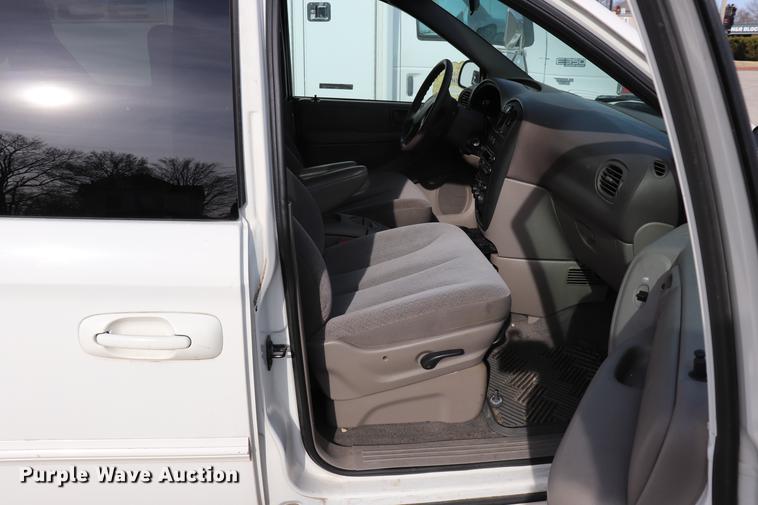 image for item EC9347 2002 Dodge Grand Caravan