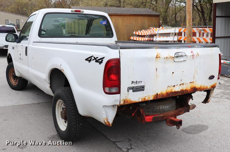 image for item ED9696 2001 Ford F250 Super Duty pickup truck