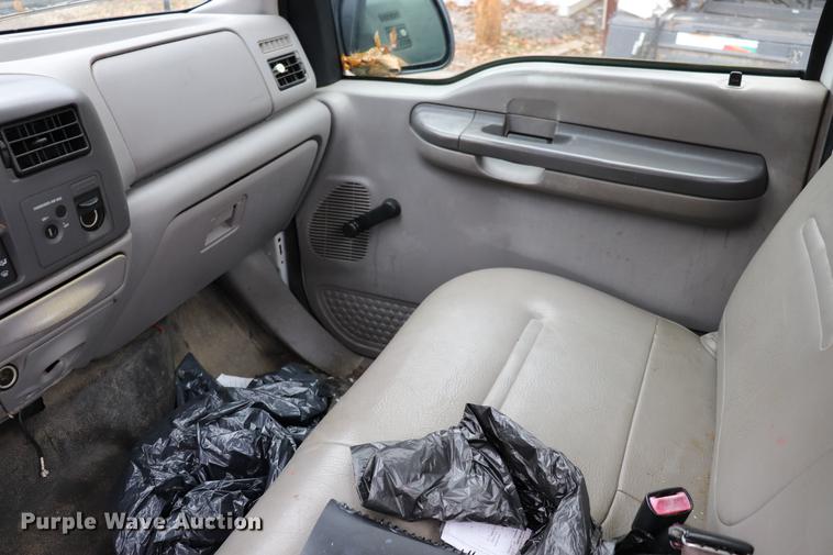 image for item ED9696 2001 Ford F250 Super Duty pickup truck