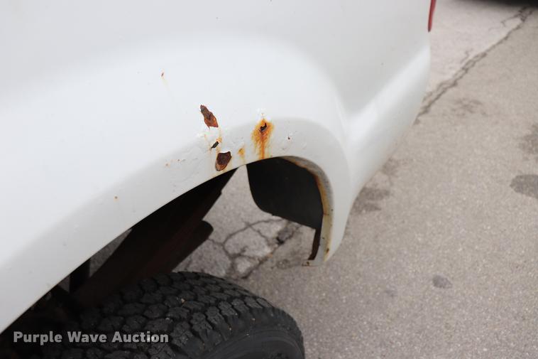 image for item ED9696 2001 Ford F250 Super Duty pickup truck