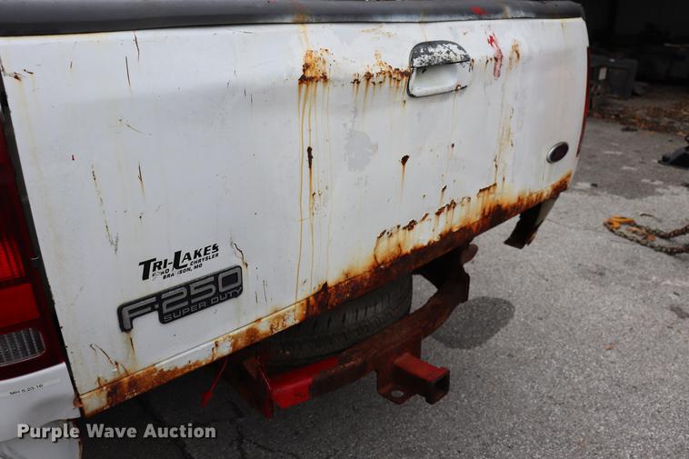 image for item ED9696 2001 Ford F250 Super Duty pickup truck