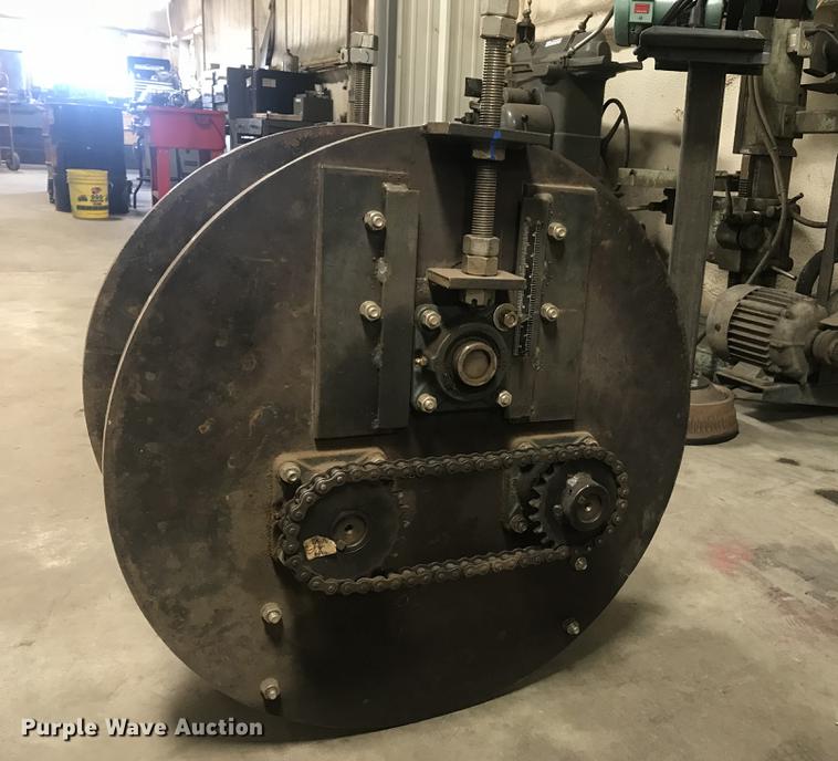 image for item G1017 Steel channel roller