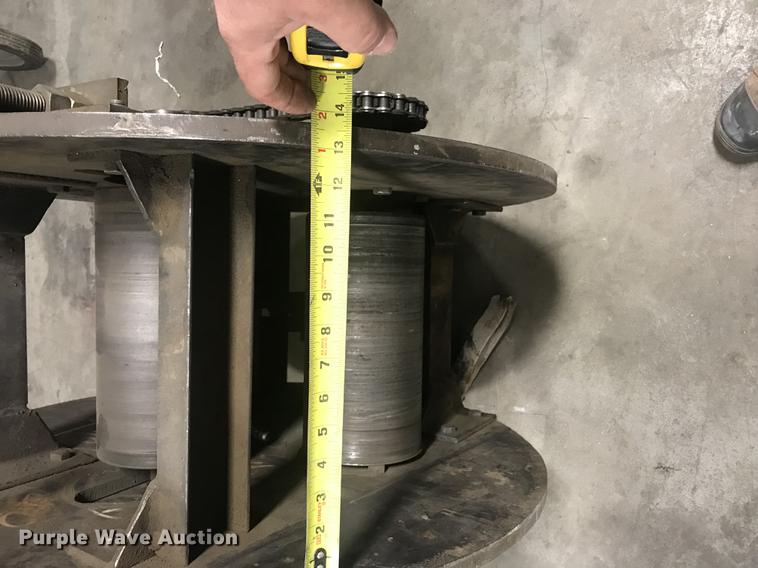 image for item G1017 Steel channel roller