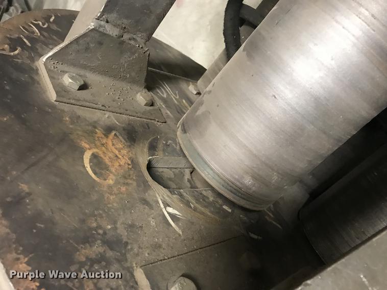 image for item G1017 Steel channel roller