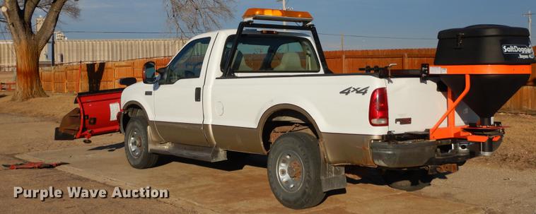 image for item J5514 2004 Ford F250 XLT Super Duty pickup truck