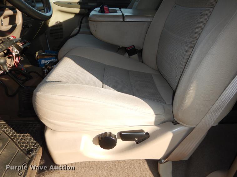 image for item J5514 2004 Ford F250 XLT Super Duty pickup truck