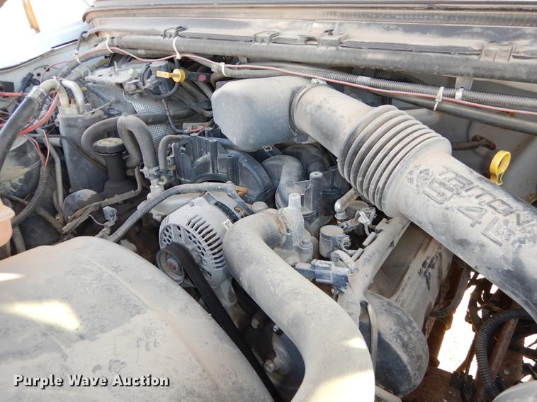 image for item J5514 2004 Ford F250 XLT Super Duty pickup truck