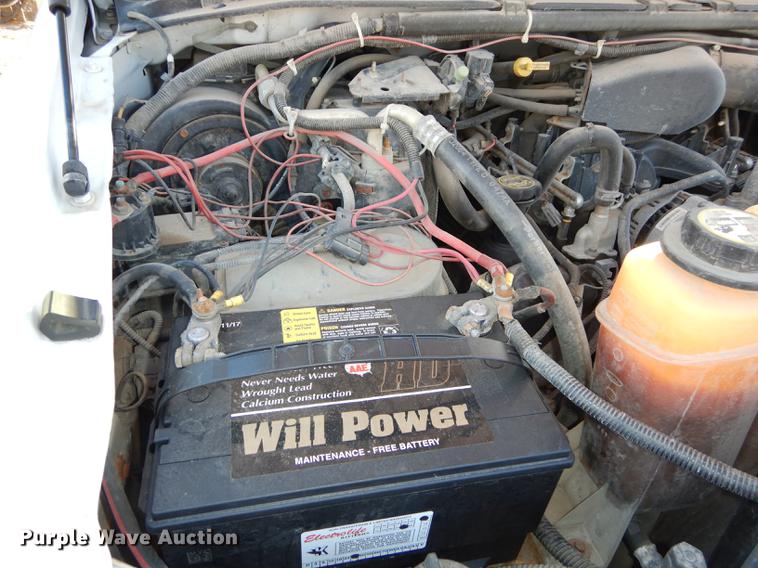 image for item J5514 2004 Ford F250 XLT Super Duty pickup truck