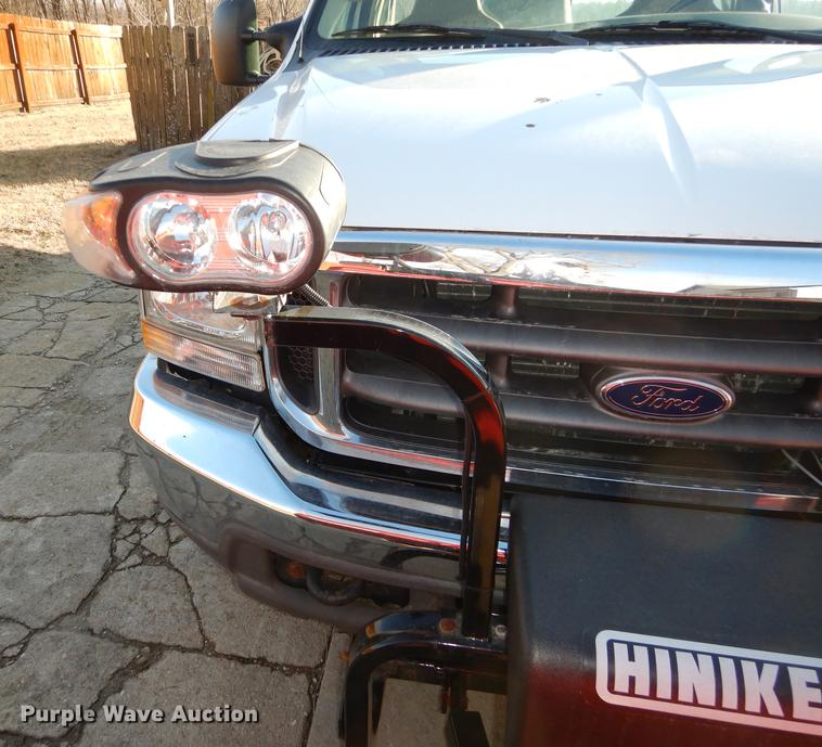 image for item J5514 2004 Ford F250 XLT Super Duty pickup truck