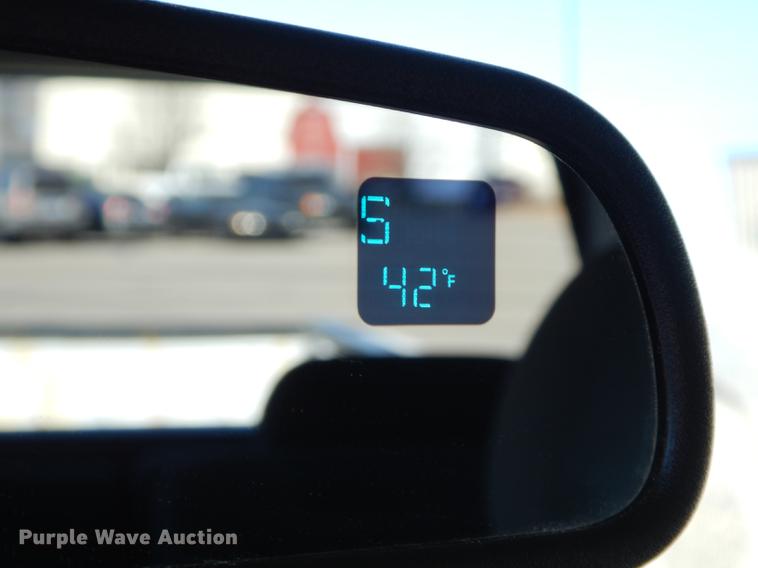 image for item J5546 2007 Chevrolet Silverado 1500 Z71 Crew Cab pickup truck