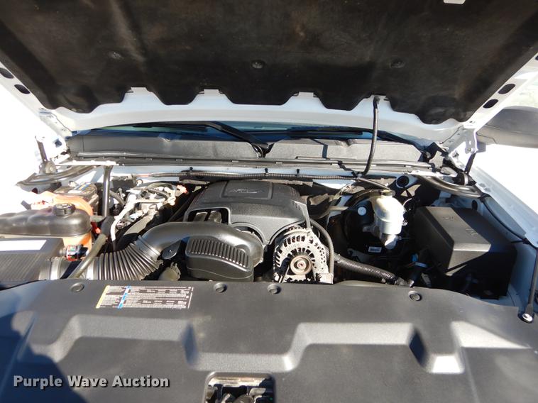 image for item J5546 2007 Chevrolet Silverado 1500 Z71 Crew Cab pickup truck