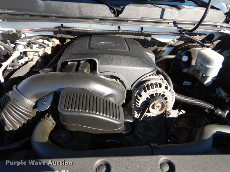 image for item J5546 2007 Chevrolet Silverado 1500 Z71 Crew Cab pickup truck