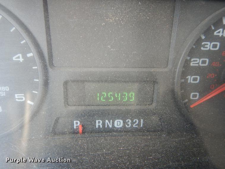 image for item J5555 2006 Ford F550 XLT Super Duty dump truck