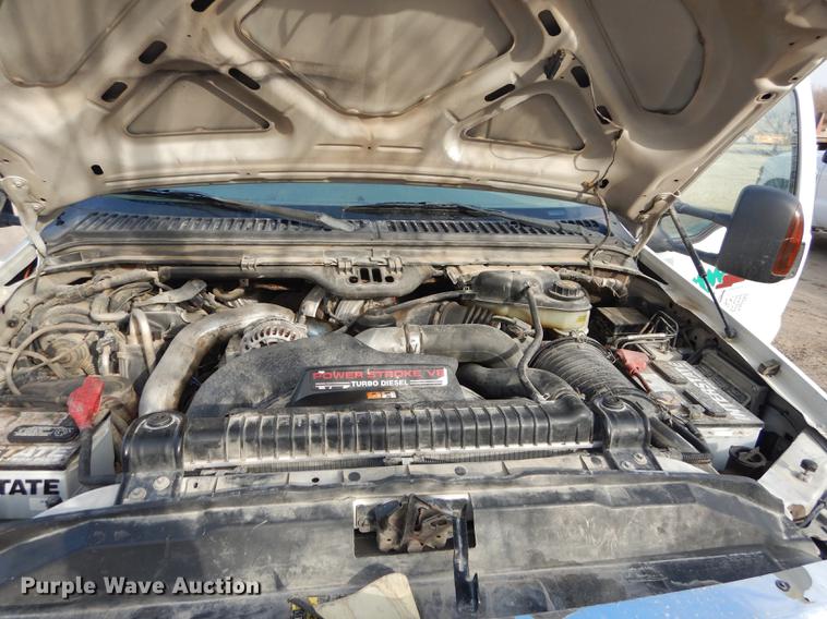 image for item J5555 2006 Ford F550 XLT Super Duty dump truck