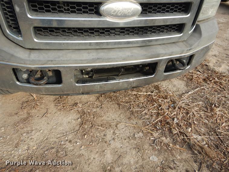 image for item J5555 2006 Ford F550 XLT Super Duty dump truck