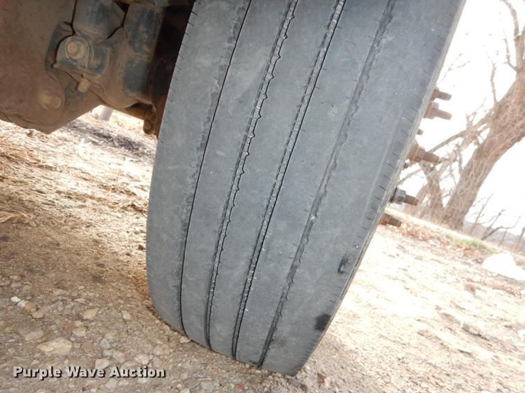 image for item J5555 2006 Ford F550 XLT Super Duty dump truck