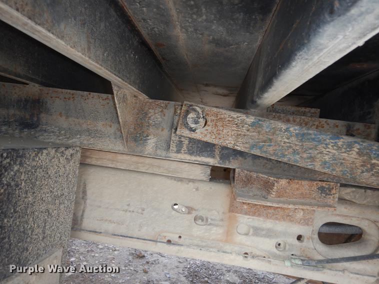 image for item J5555 2006 Ford F550 XLT Super Duty dump truck