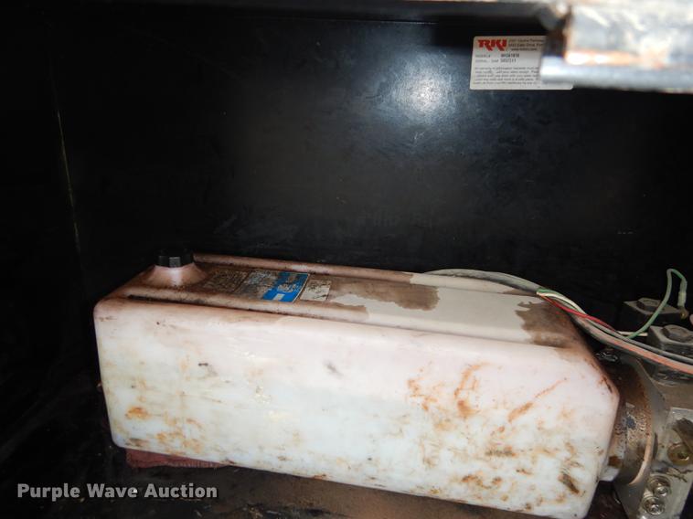 image for item J5555 2006 Ford F550 XLT Super Duty dump truck