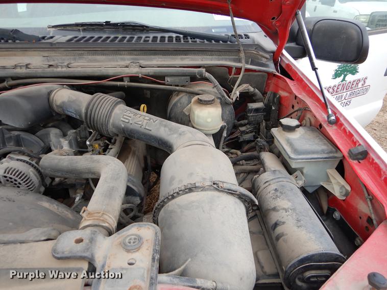 image for item J5566 2004 Ford F250 Super Duty XLT SuperCab utility bed pickup truck