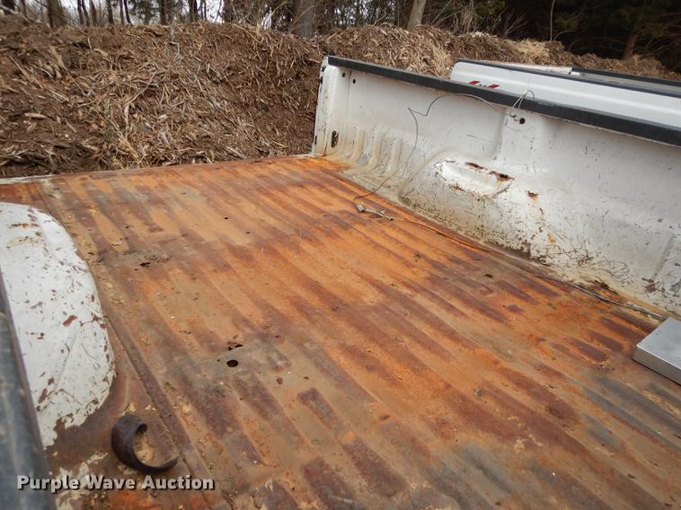 image for item J5567 1999 Ford F250 Super Duty XL SuperCab pickup truck