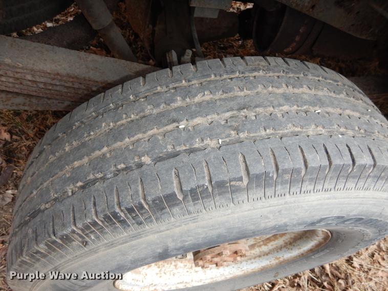 image for item J5567 1999 Ford F250 Super Duty XL SuperCab pickup truck