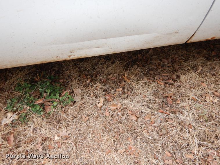 image for item J5567 1999 Ford F250 Super Duty XL SuperCab pickup truck