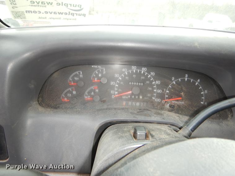 image for item J5567 1999 Ford F250 Super Duty XL SuperCab pickup truck