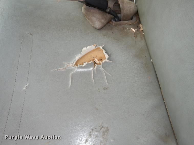 image for item J5568 2003 Ford F250 Super Duty XL SuperCab pickup truck