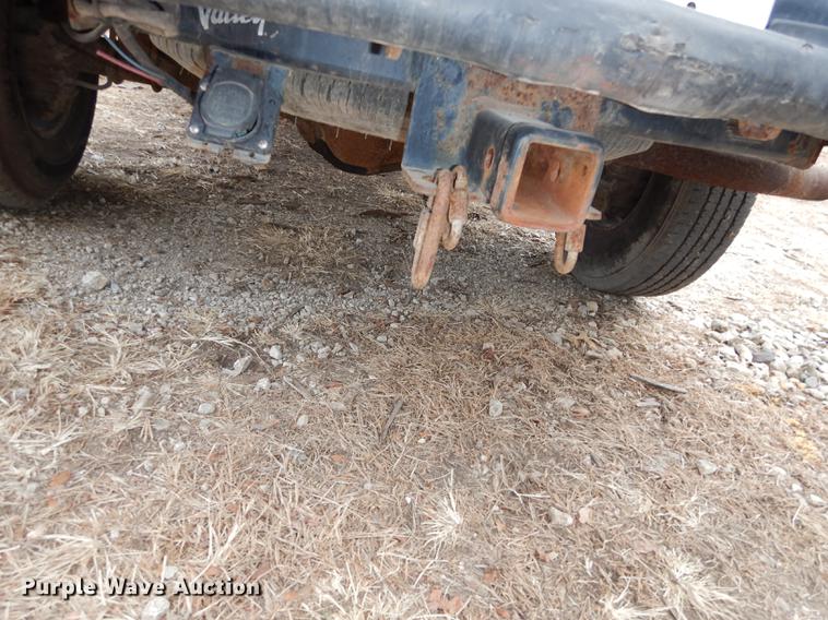 image for item J5569 2003 Ford F250 Super Duty XL pickup truck