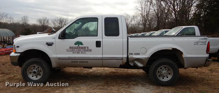 image for item J5570 2000 Ford F250 Super Duty XLT SuperCab pickup truck