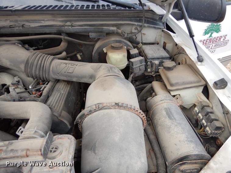 image for item J5570 2000 Ford F250 Super Duty XLT SuperCab pickup truck