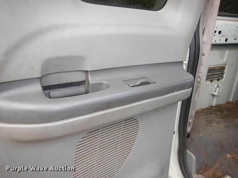 image for item J5570 2000 Ford F250 Super Duty XLT SuperCab pickup truck