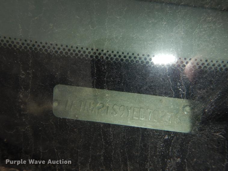 image for item J5570 2000 Ford F250 Super Duty XLT SuperCab pickup truck