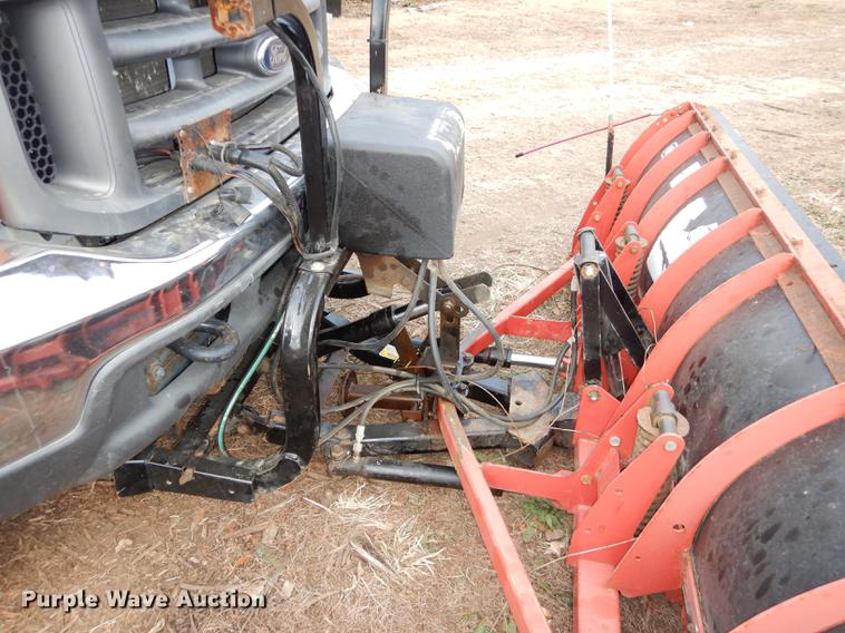 image for item J5571 2001 Ford F250 Super Duty XL pickup truck