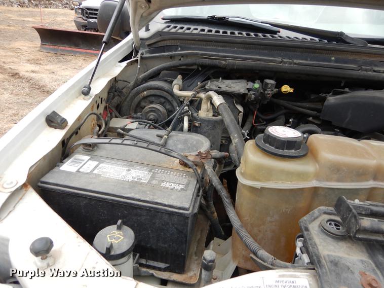 image for item J5573 2003 Ford F250 Super Duty XL SuperCab pickup truck