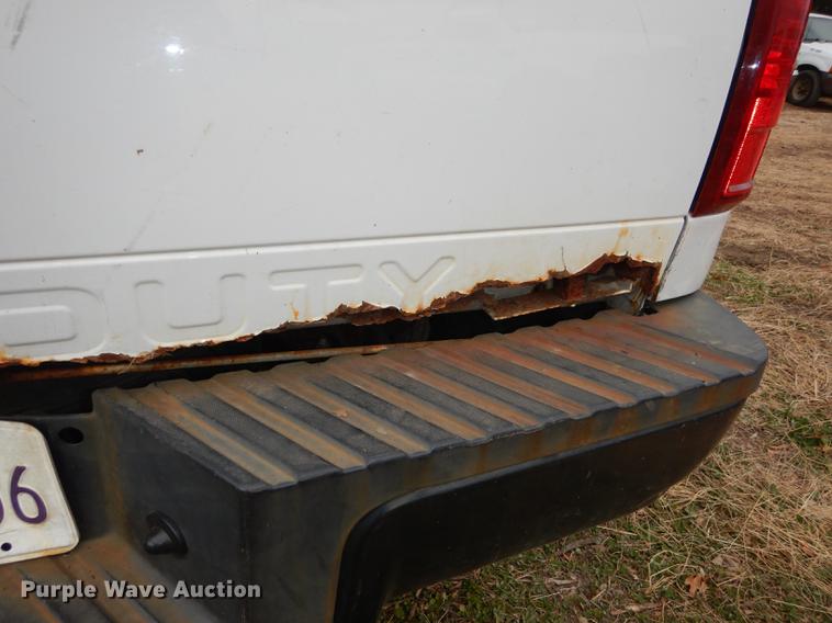 image for item J5573 2003 Ford F250 Super Duty XL SuperCab pickup truck