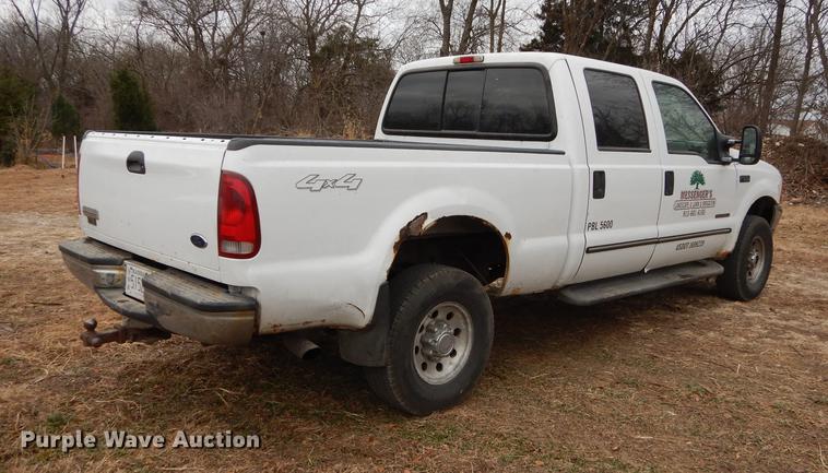 image for item J5574 2000 Ford F250 Super Duty XLT Crew Cab pickup truck
