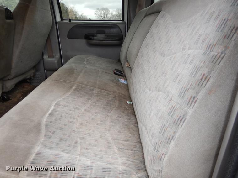 image for item J5574 2000 Ford F250 Super Duty XLT Crew Cab pickup truck