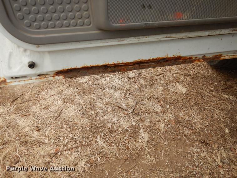 image for item J5574 2000 Ford F250 Super Duty XLT Crew Cab pickup truck