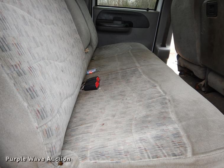 image for item J5574 2000 Ford F250 Super Duty XLT Crew Cab pickup truck